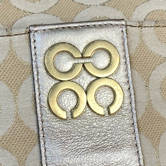 Coach Gold Metallic Signature Optic Art Swingpack Crossbody Bag 45536 - Picture 3 of 10